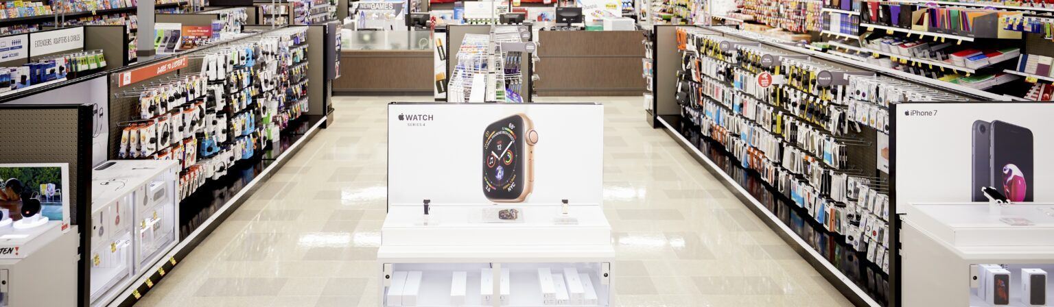 零售店的智能手表展示