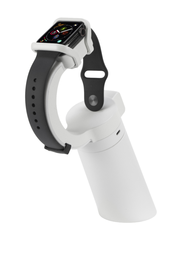 白色展示架上的智能手表